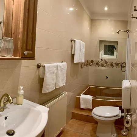 Cosy In The Heart Of The Old Town Center Апартаменти